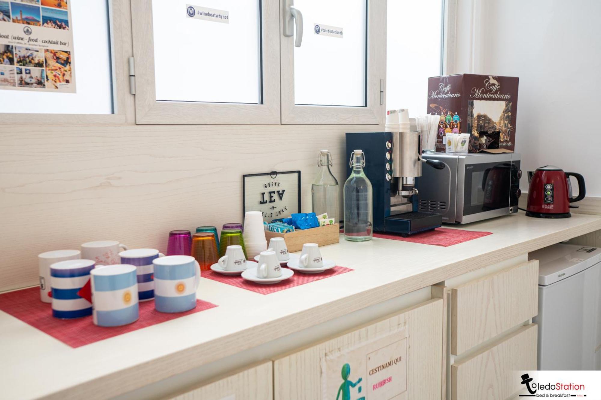 Toledostation B&B Napoli Eksteriør bilde